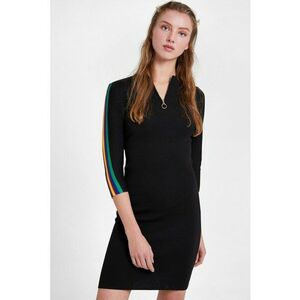 Rochie cambrata cu detalii contrastante - Negru imagine