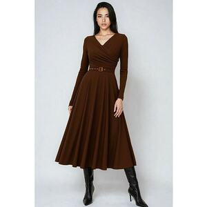 Rochie midi din amestec de lyocell cu croiala evazata si curea in talie - Maro inchis imagine