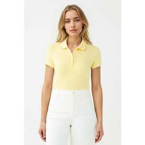 Tricou polo slim fit din amestec de modal - Galben deschis imagine