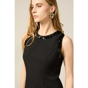 Rochie cu maneci scurte si garnituri cu strasuri - Negru imagine