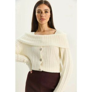 Pulover tricotat guler Madonna - nasturi - bej - tricot - One Size imagine