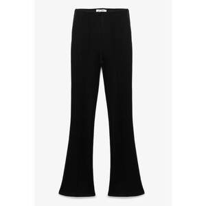 Pantaloni cu croiala ampla si pensa - Negru imagine