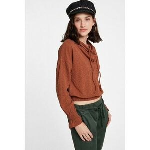 Bluza crop cu guler inalt - Maro scortisoara imagine