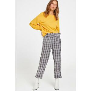Pantaloni crop cu model in carouri - Negru/Bej/Gri cenusiu imagine