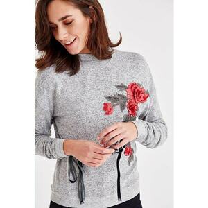 Pulover cu broderie florala si drapaj pe maneci - Rosu/Gri melange imagine