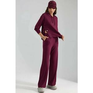 Set din doua piese - hanorac cu gluga - pantaloni largi - rosu burgund - tricot imagine