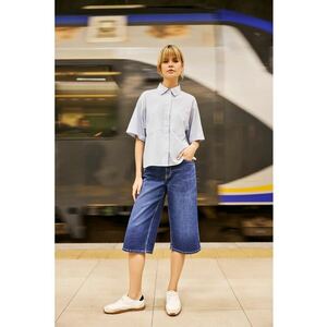Bermude din denim albastre imagine