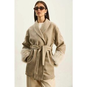 Palton dama - jacheta supradimensionata - detalii din blana artificiala - bej natural - textil imagine