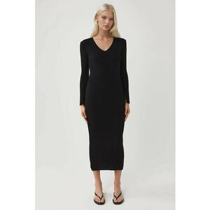Rochie maxi - decolteu in V - neagra - tricot - imagine