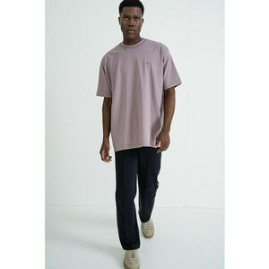 Tricou din bumbac cu decolteu la baza gatului - Lila pal imagine