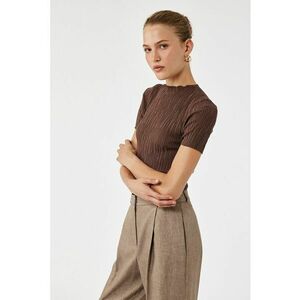 Pulover cambrat cu model texturat si maneci scurte - Maro inchis imagine