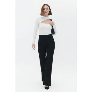 Bluza cambrata cu decolteu decupat - Alb imagine