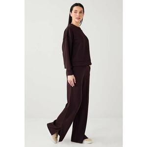 Pantaloni de trening din amestec de modal cu slituri la terminatie - Maro inchis imagine