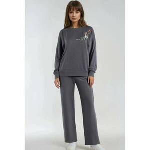 Set din doua piese - bluza brodata cu guler rotund si pantaloni largi - gri inchis - jerseu imagine