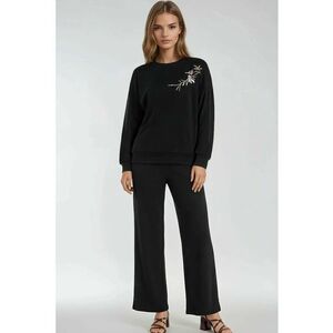 Set din doua piese - bluza brodata la gat si pantaloni largi - negru - jerseu imagine