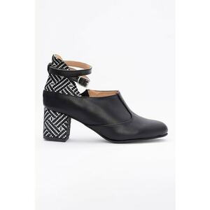 Pantofi de piele cu fermoar si barete pe glezna - Negru imagine